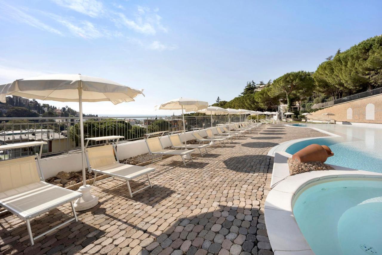 Modus Vivendi Trilocale Deluxe Aparthotel Sanremo Exterior photo